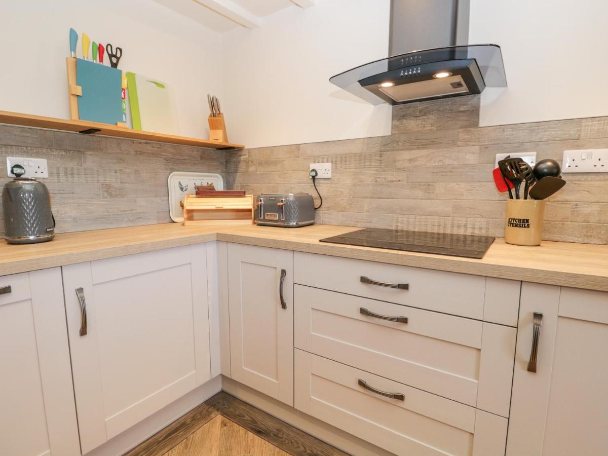 1 Cherry Tree Cottage Millom Luaran gambar