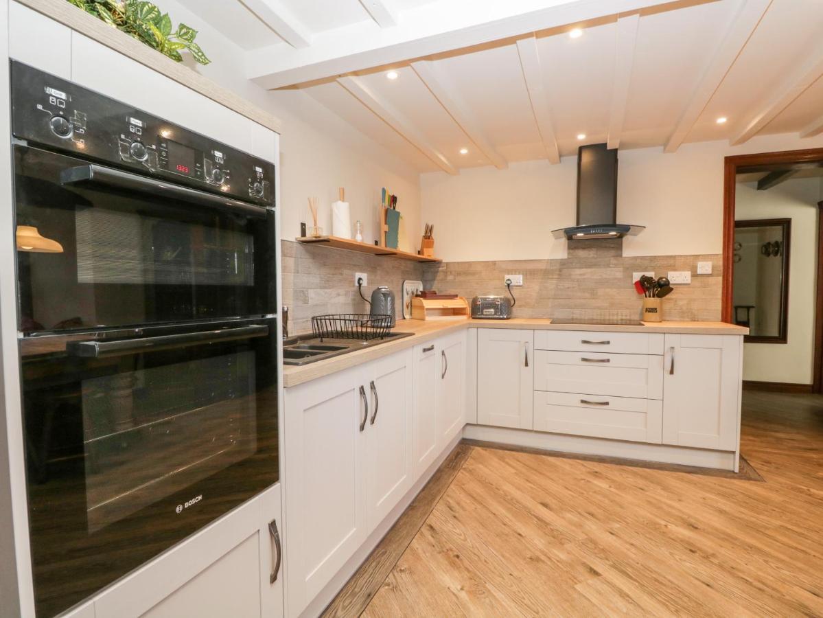 1 Cherry Tree Cottage Millom Luaran gambar